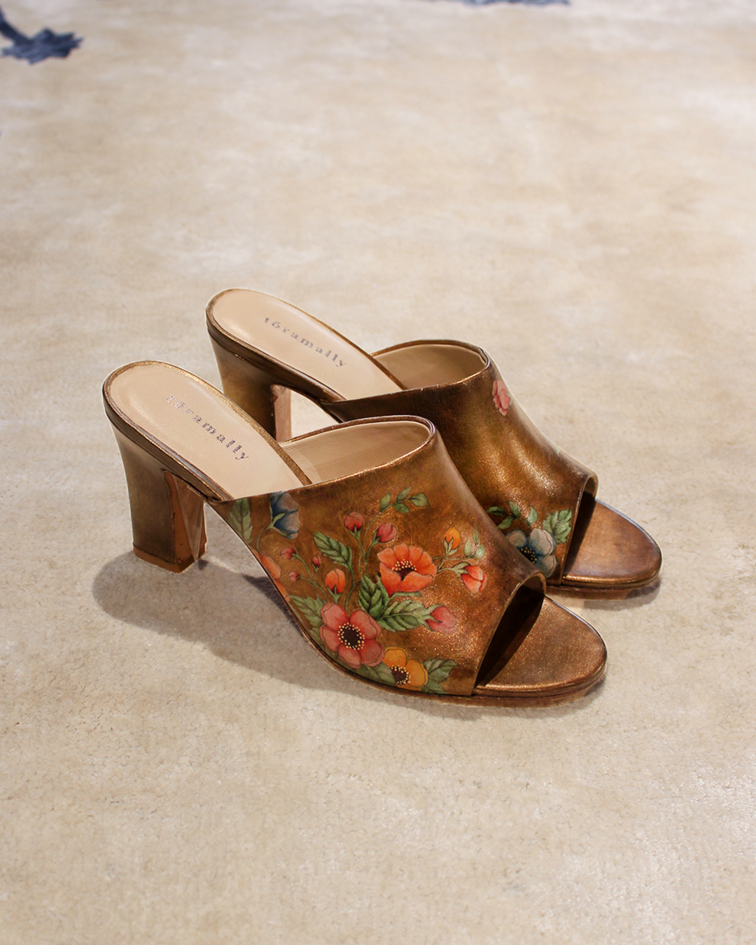 Zaakiya Gold Handpainted Block Mule