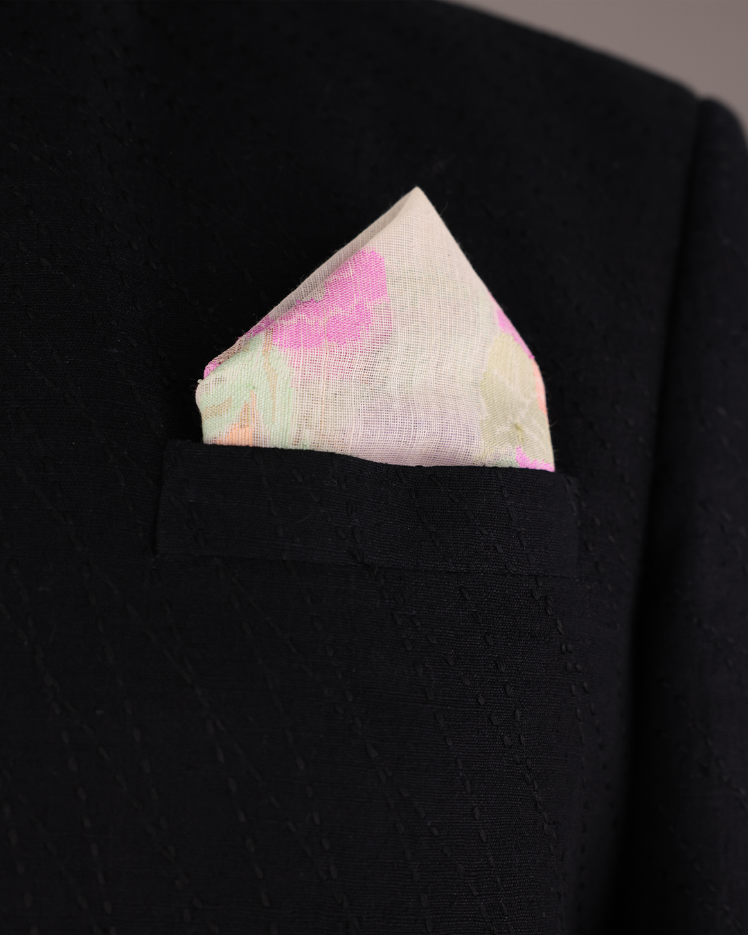 Off White Handwoven Khadi Jamdani Pocket Square