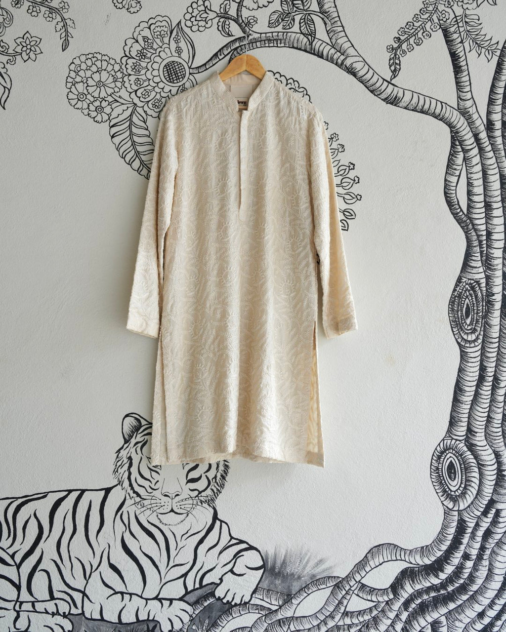 White Hand Chikankari Embroidered Kurta