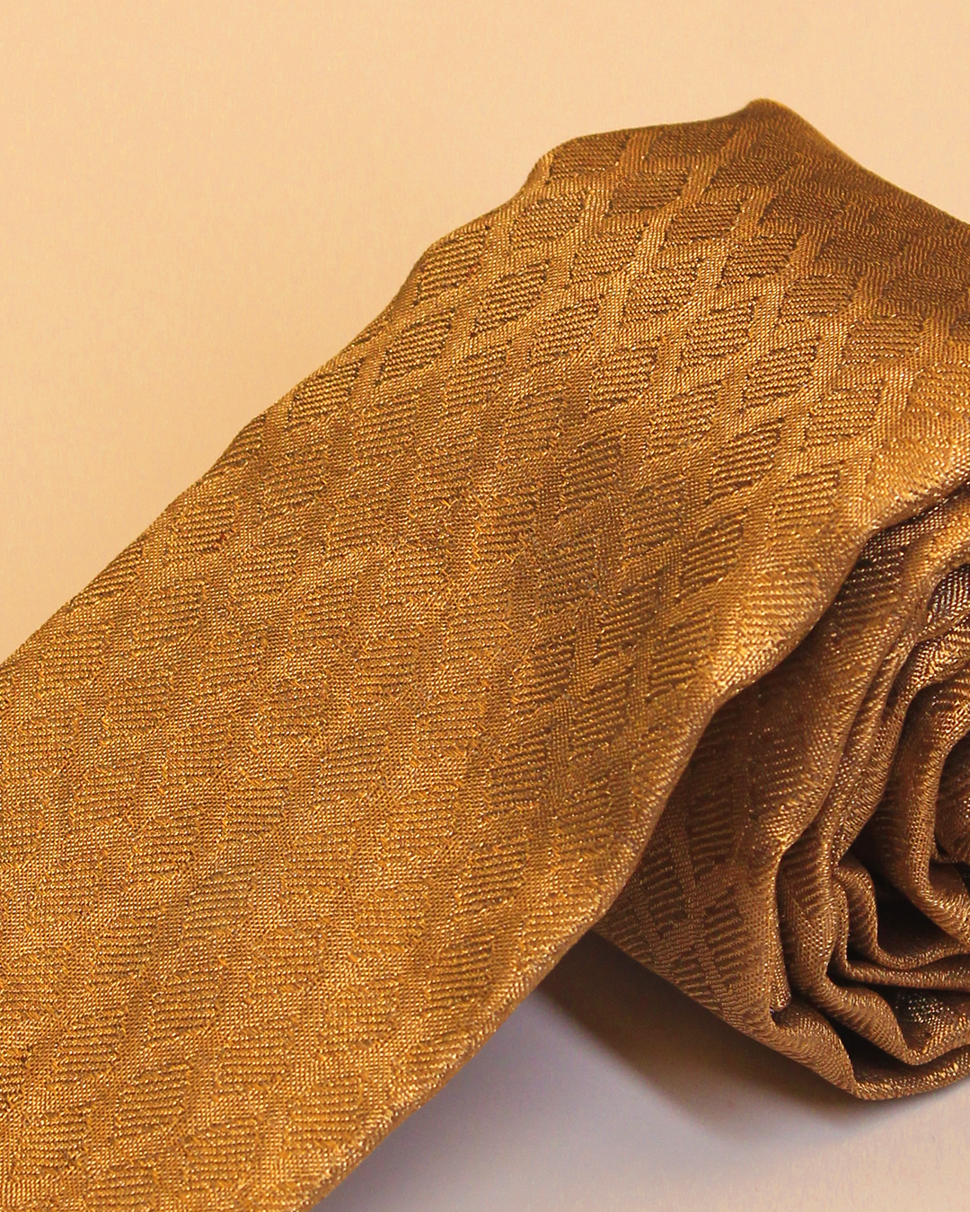 Handwoven Kanjeevaram Tissue Tie