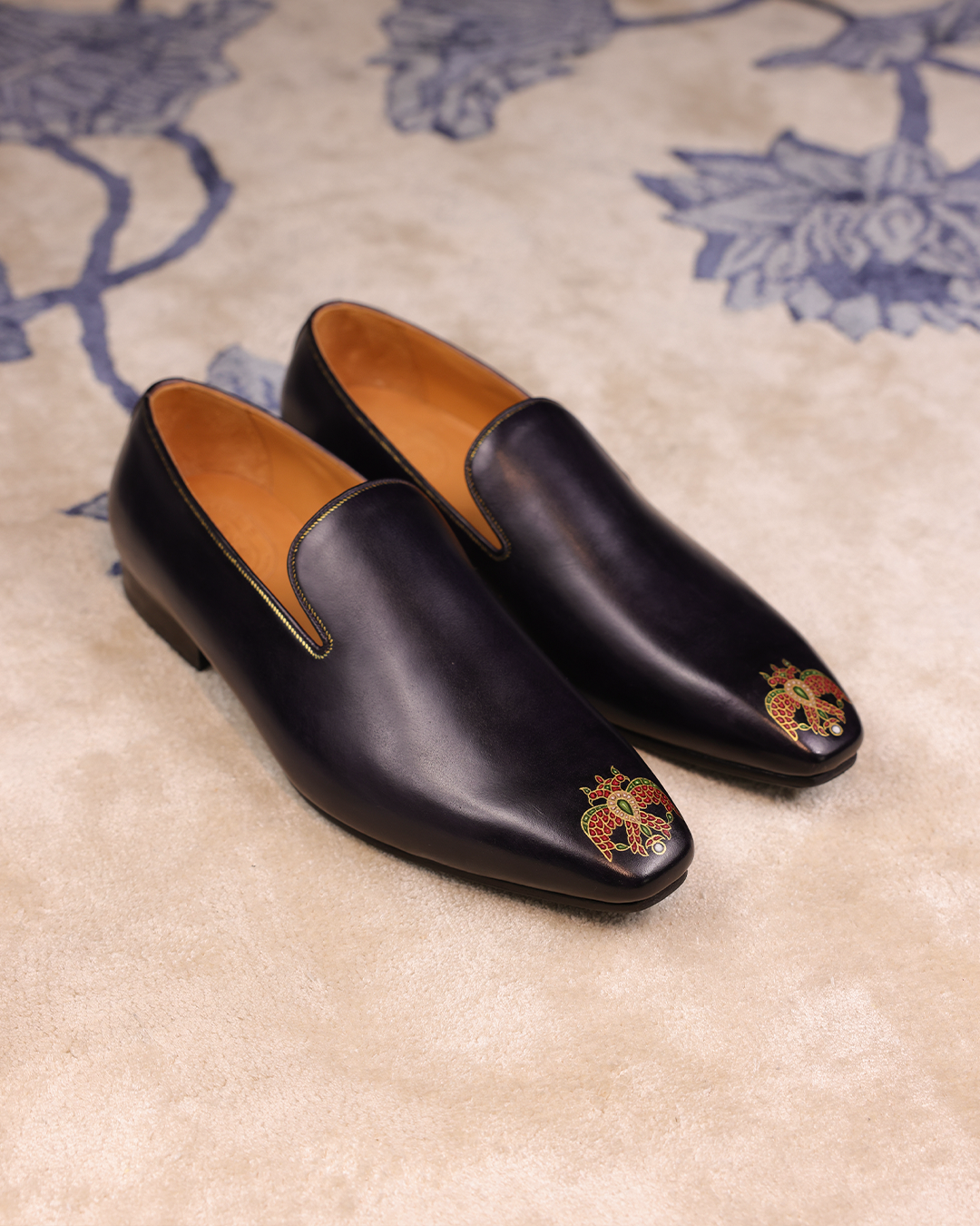 Bakhtawar Handpainted Slip On