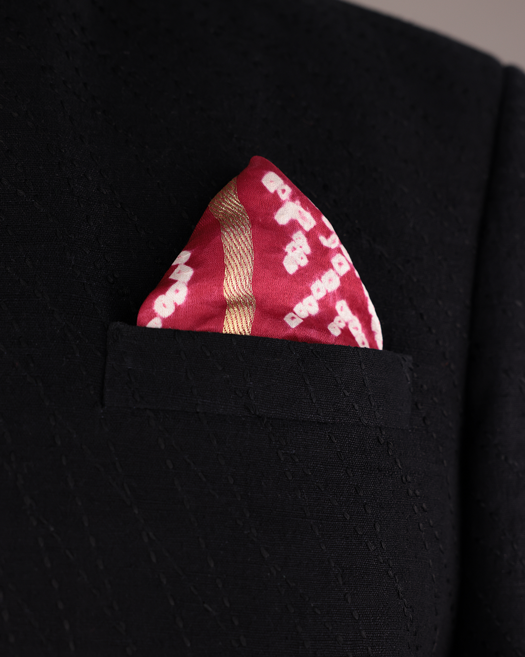 Maroon Handwoven Bandhani Silk Pocket Square