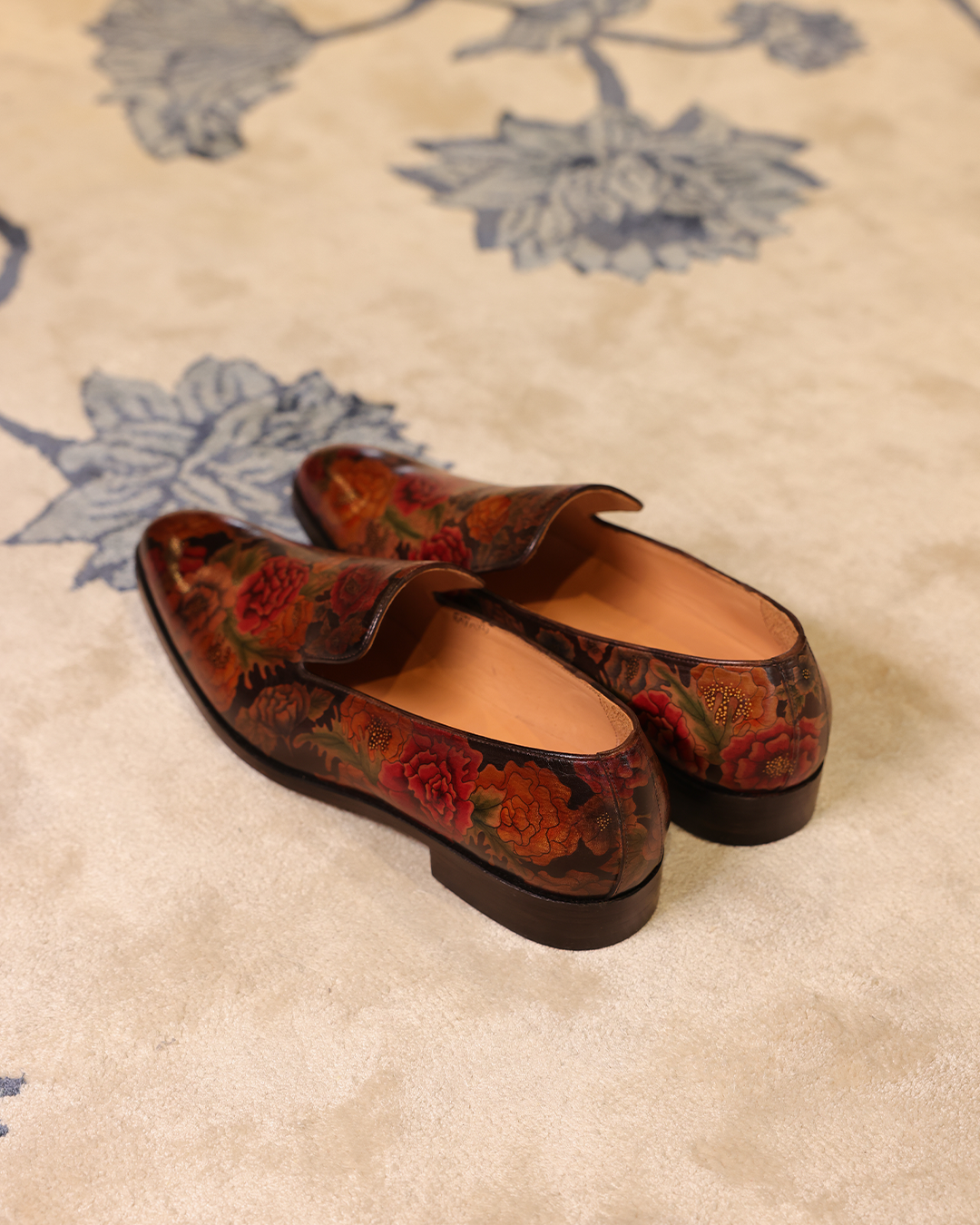Gulmarg Handpainted Whole Cut Loafer