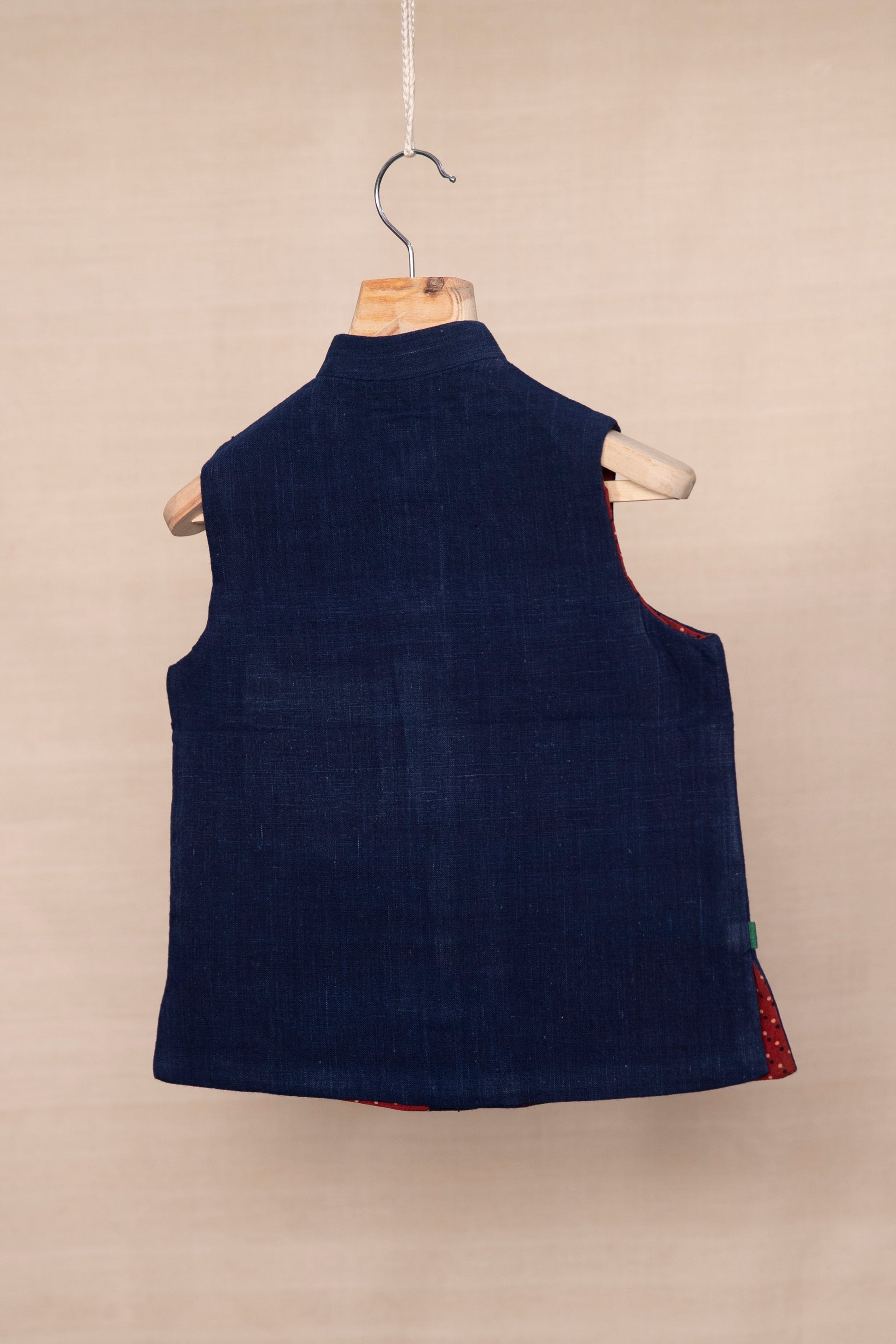 Sleeveless Jacket