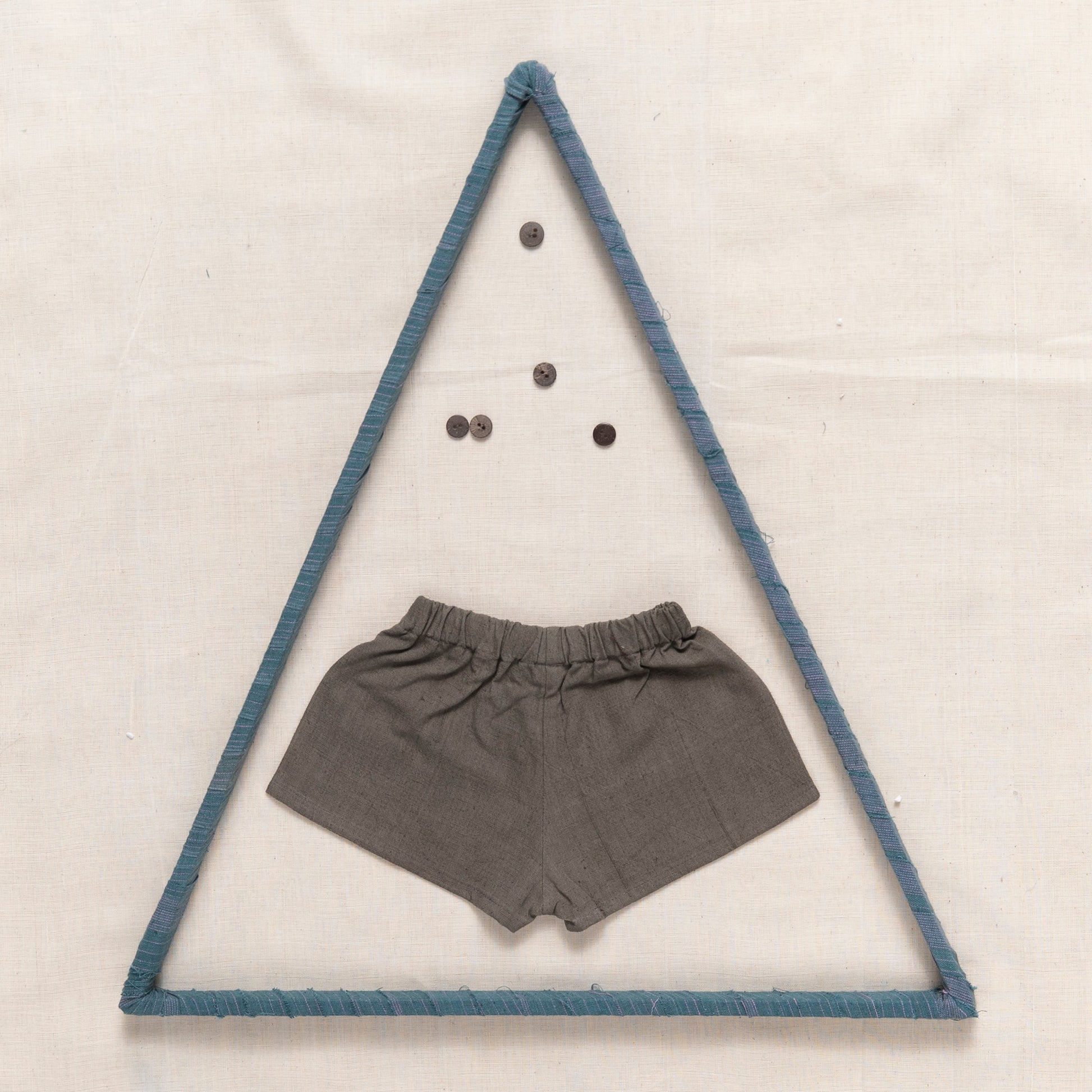 Plain Shorts With Elastic