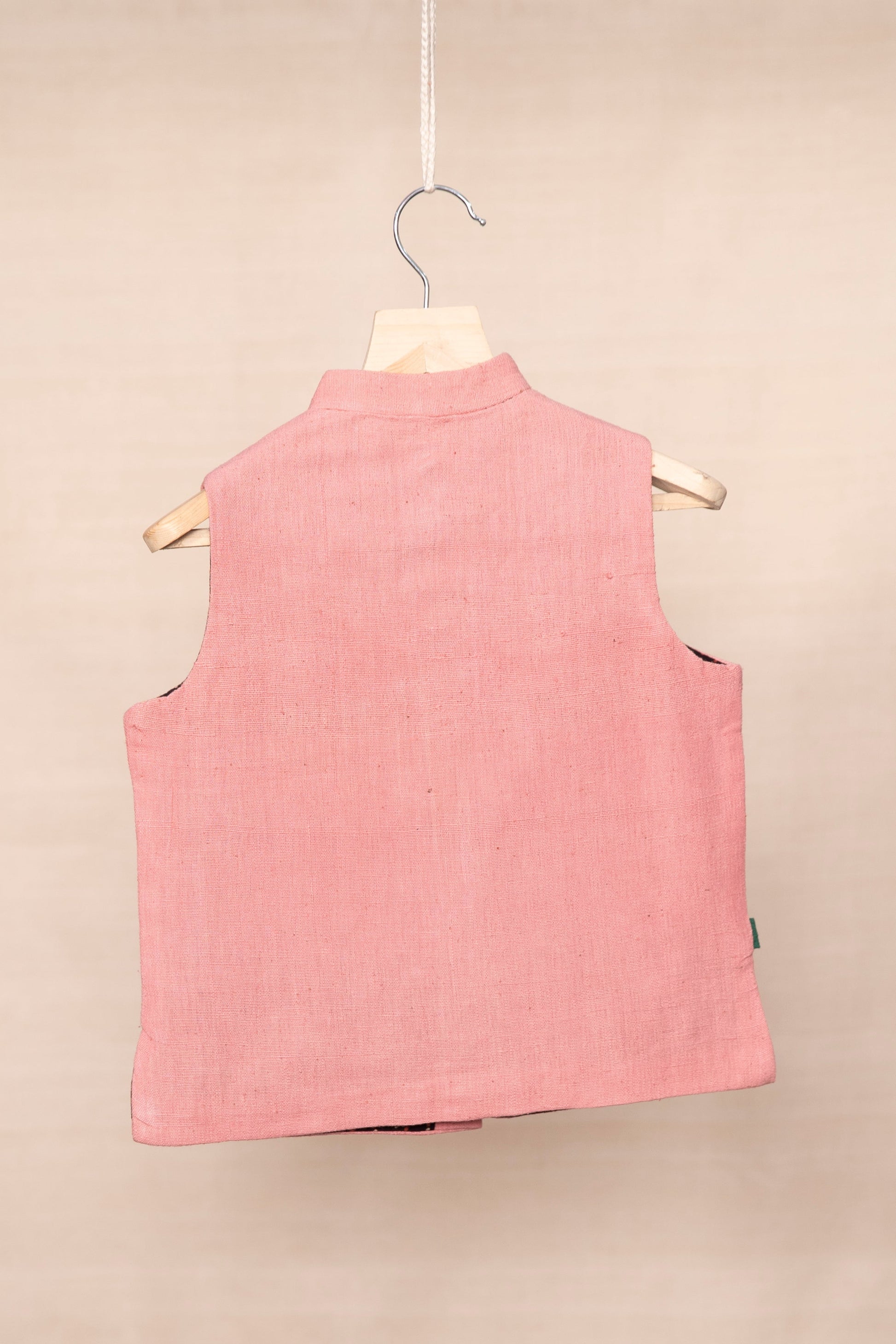 Sleeveless Jacket