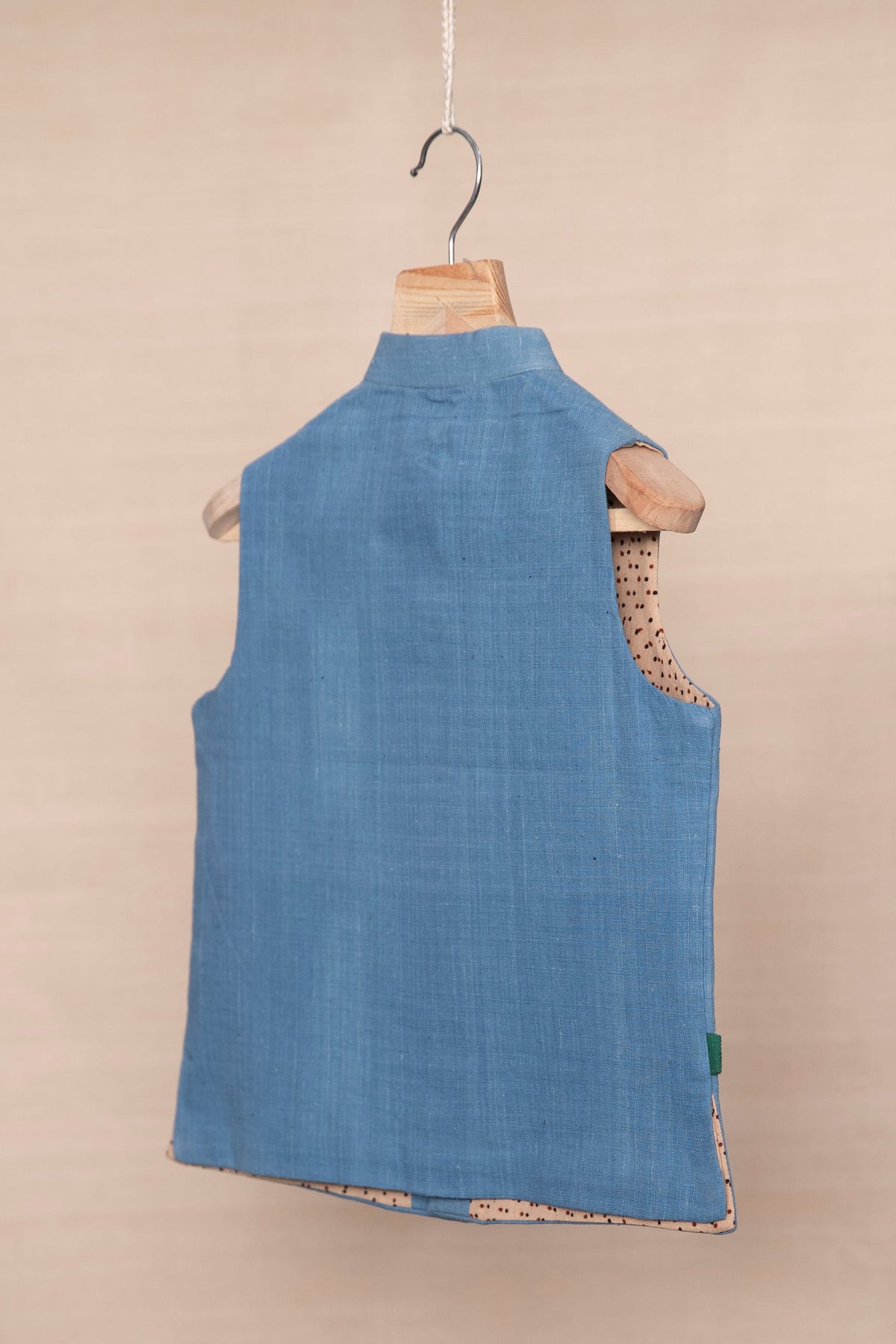 Sleeveless Jacket