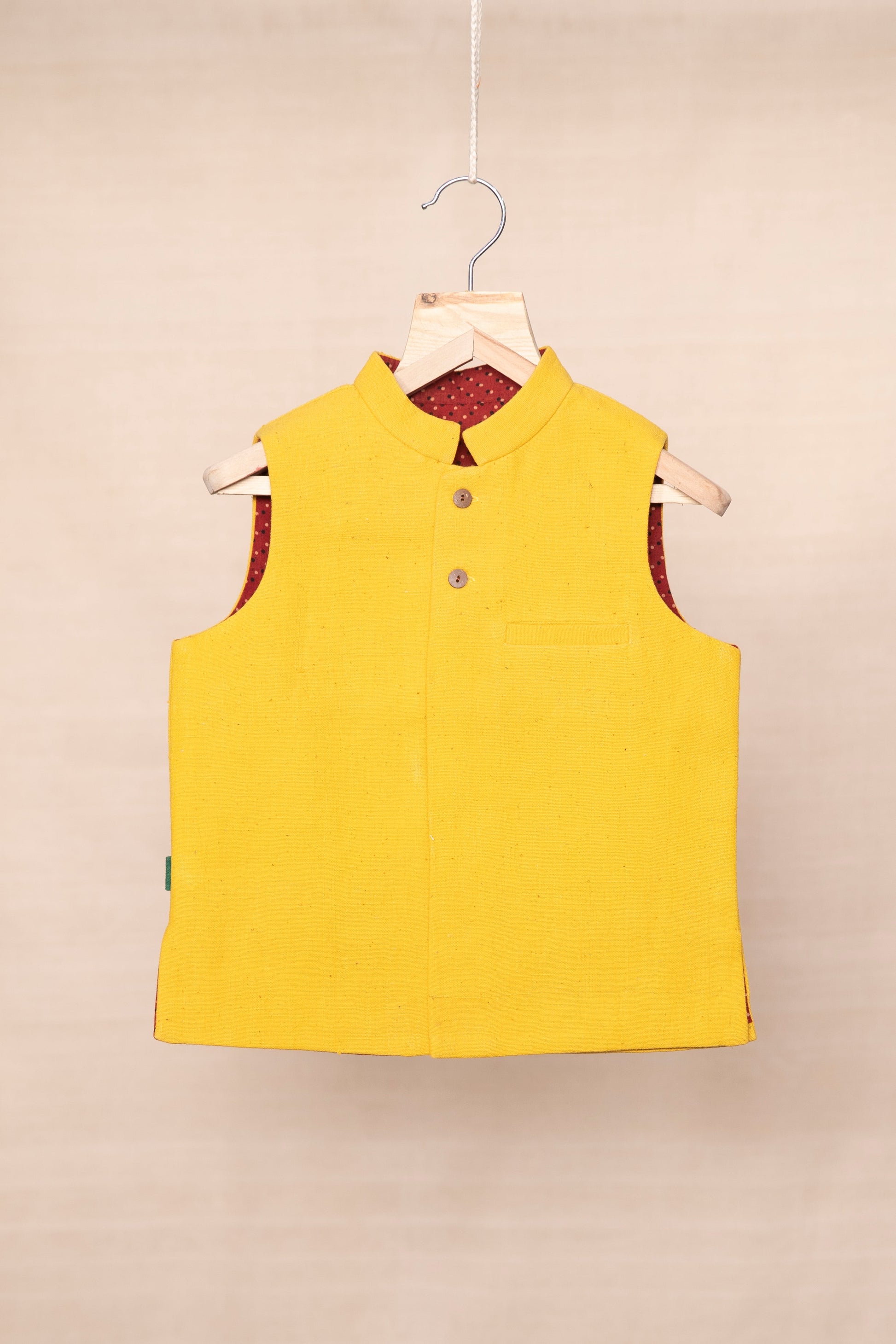 Sleeveless Jacket