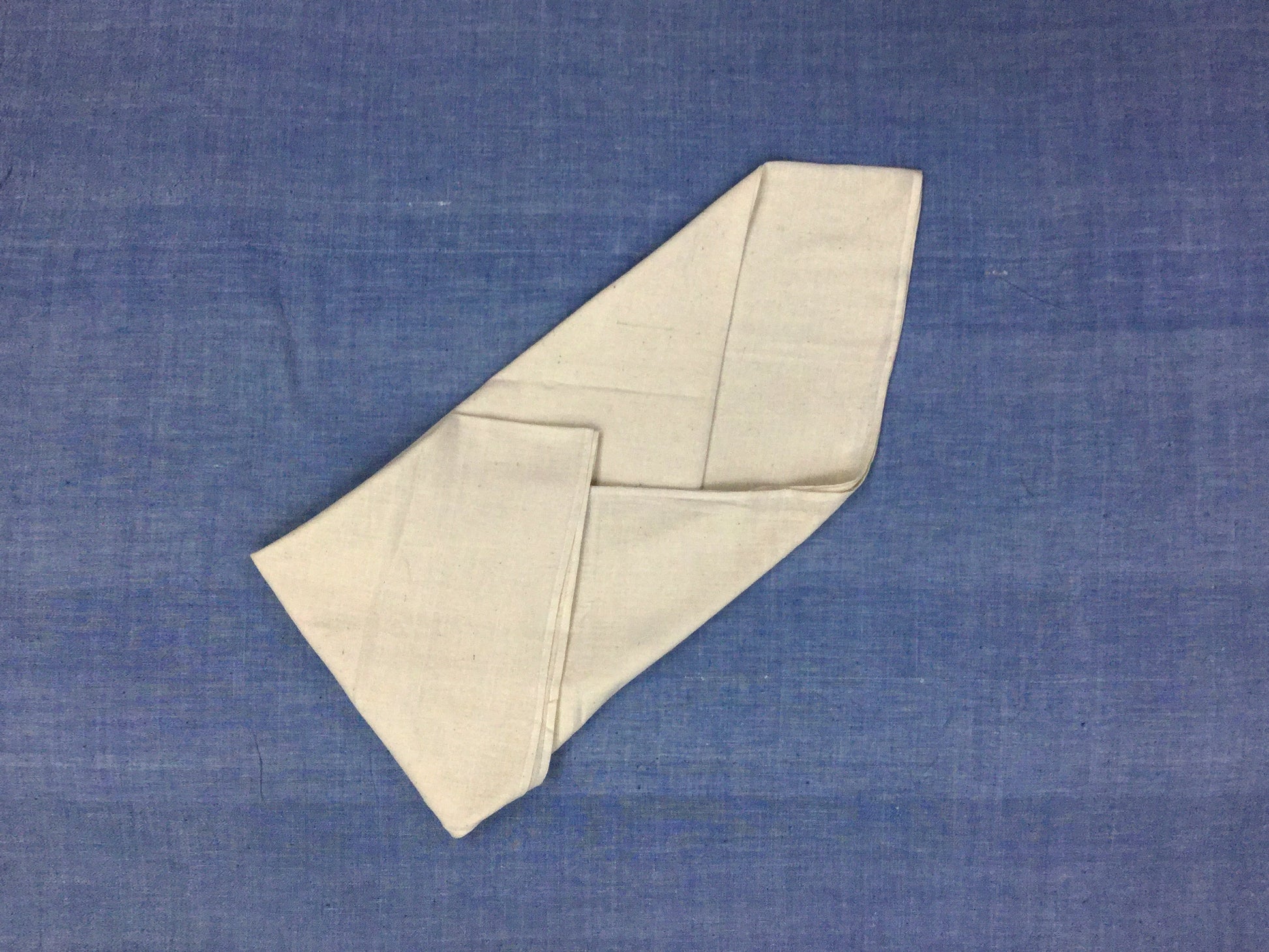 Bandhanam Muslin Wrap