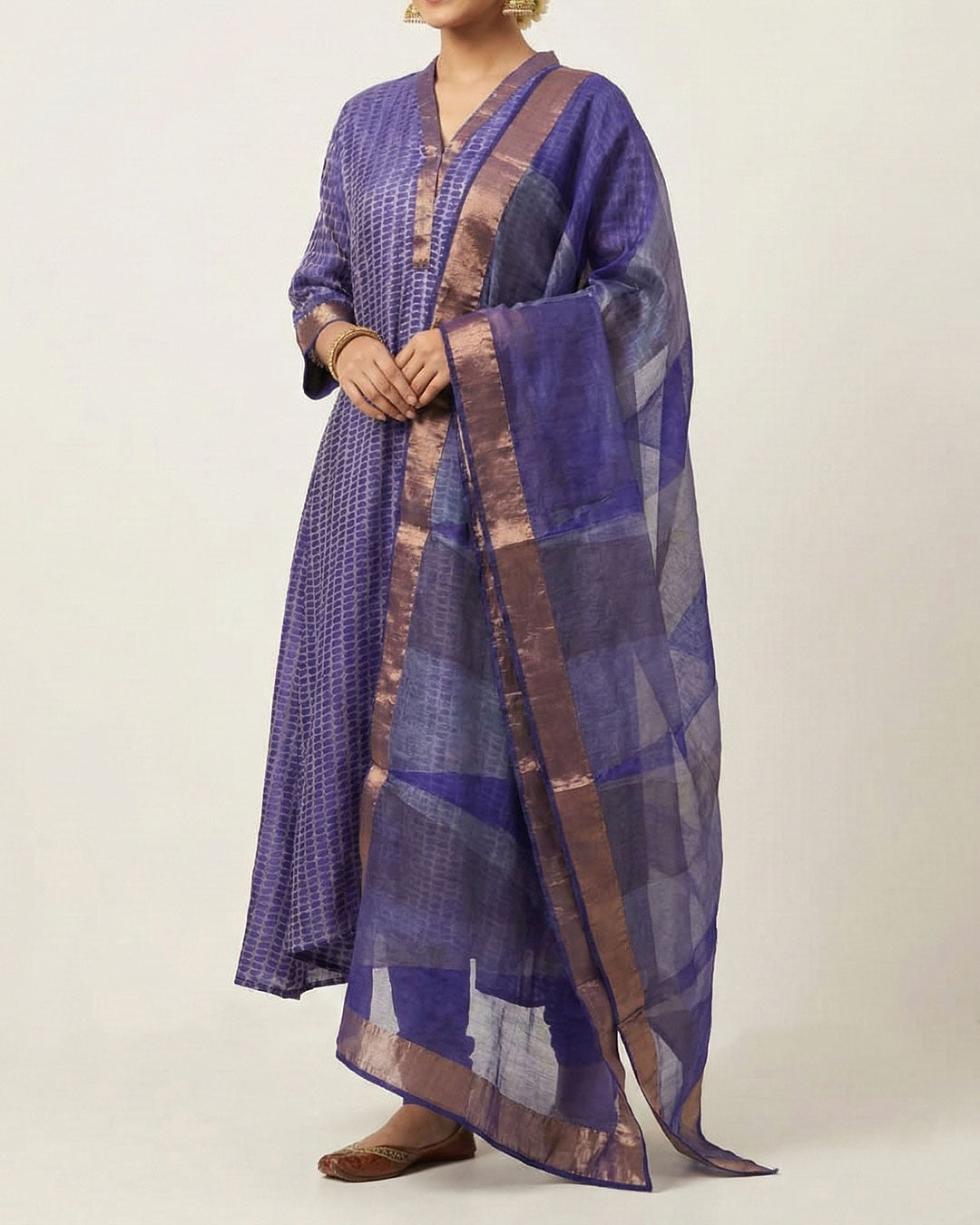 Blue Handwoven Tussar Discharge Print Sufi-Cut Kurta Set